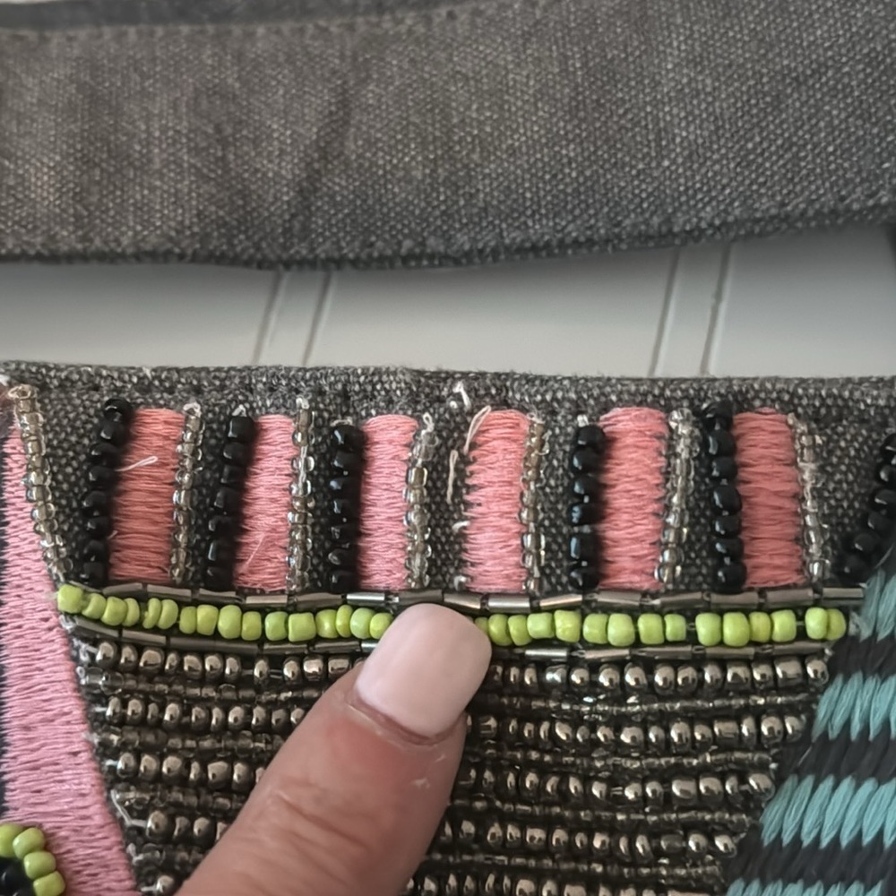 America & Beyond Gray Embroidered Overnight Bag TOT5513B - Picture 14 of 14